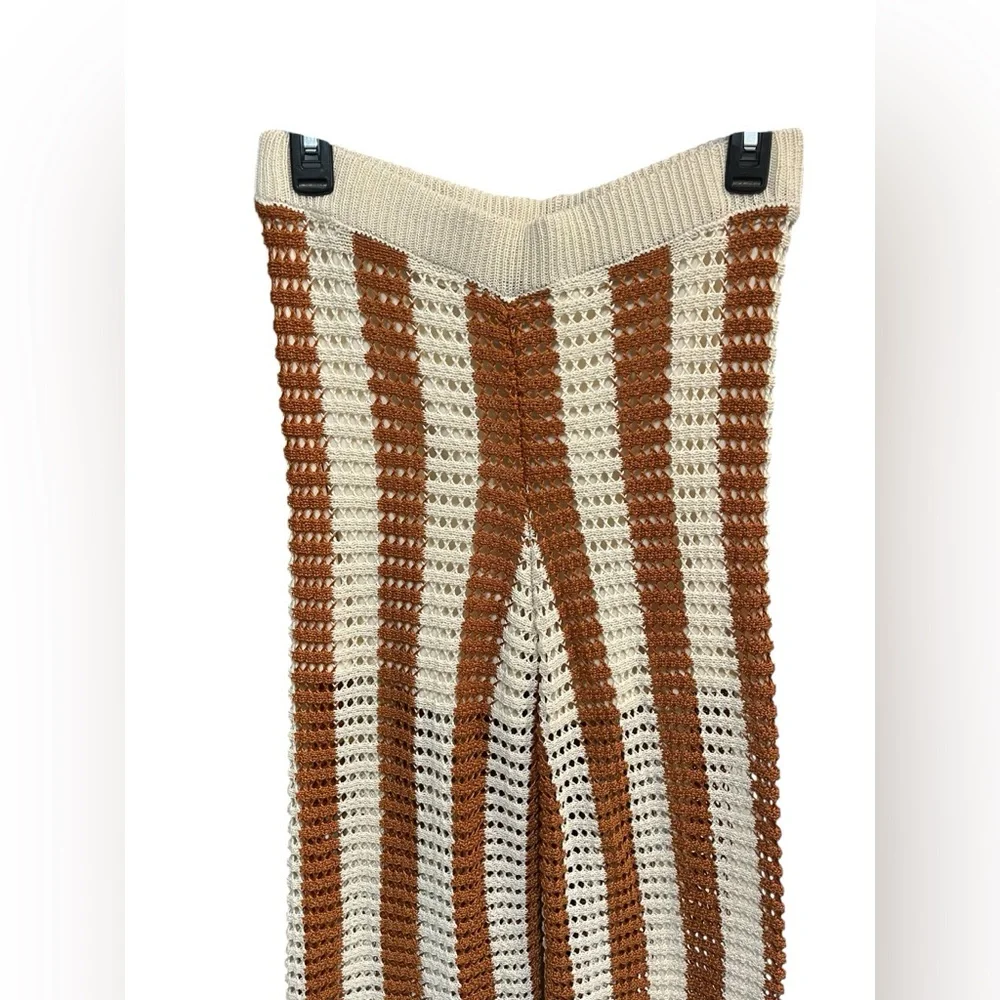 Solitaire Crocket Knit Cream and Brown Wide Leg Elastic Waist Pants - Medium - Picture 5 of 8